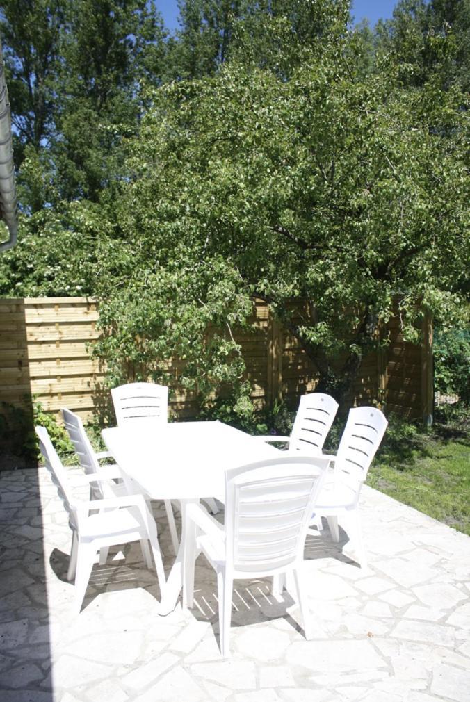 A L'Ombre Du Prunier Bed & Breakfast Licques Ruang foto